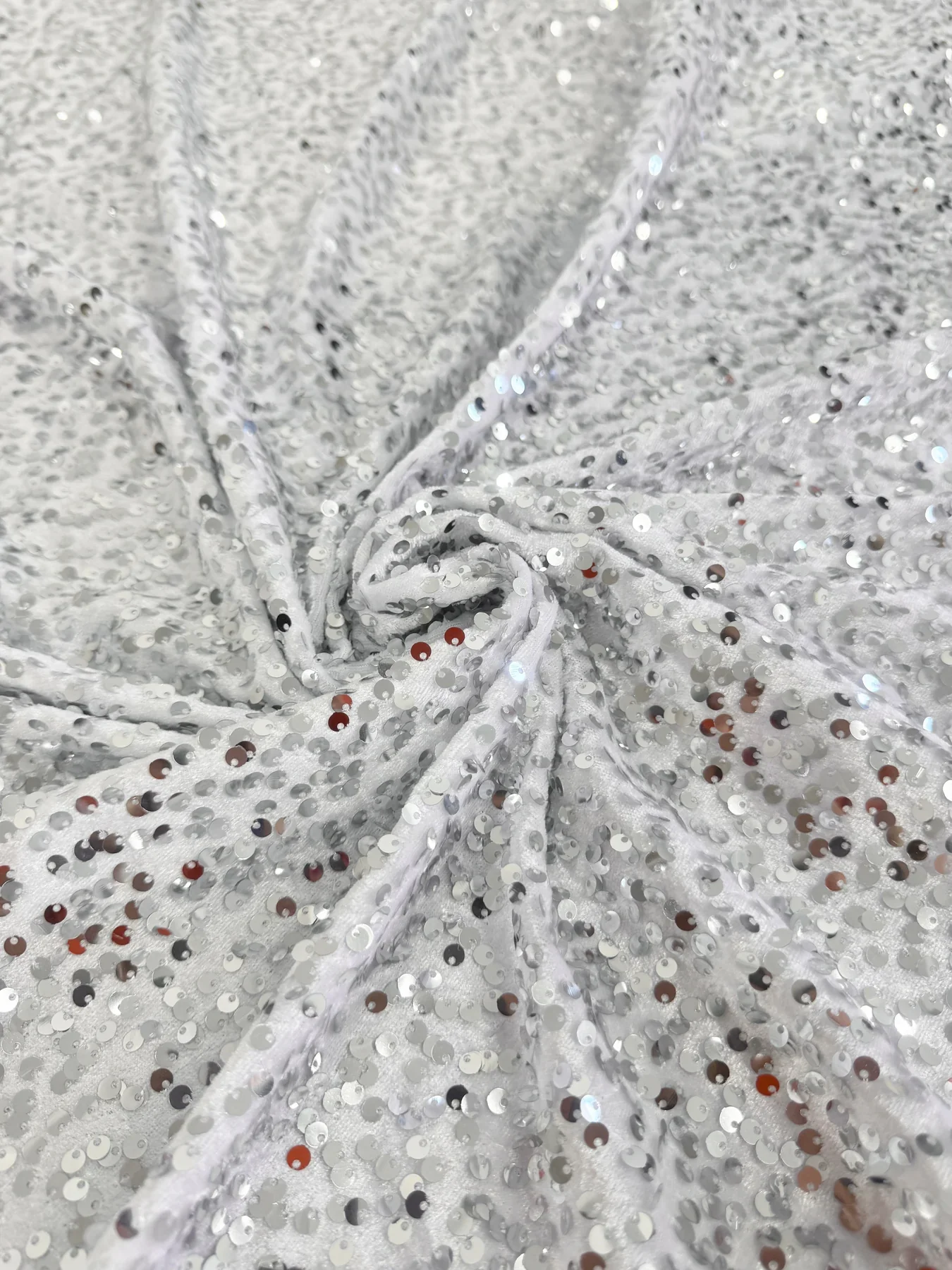Sequins Velvet - Image 13