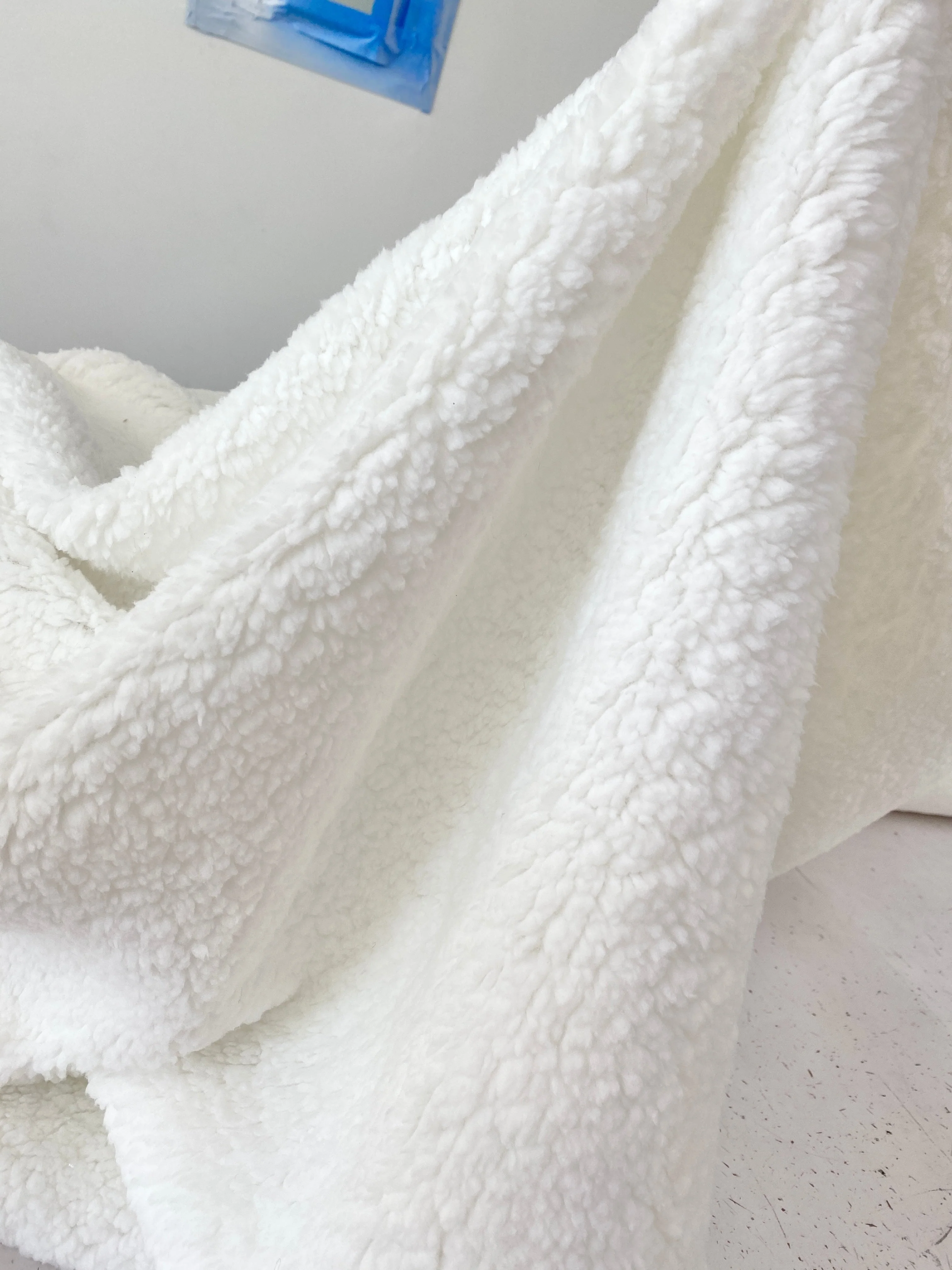 White Sherpa Fur - Image 2