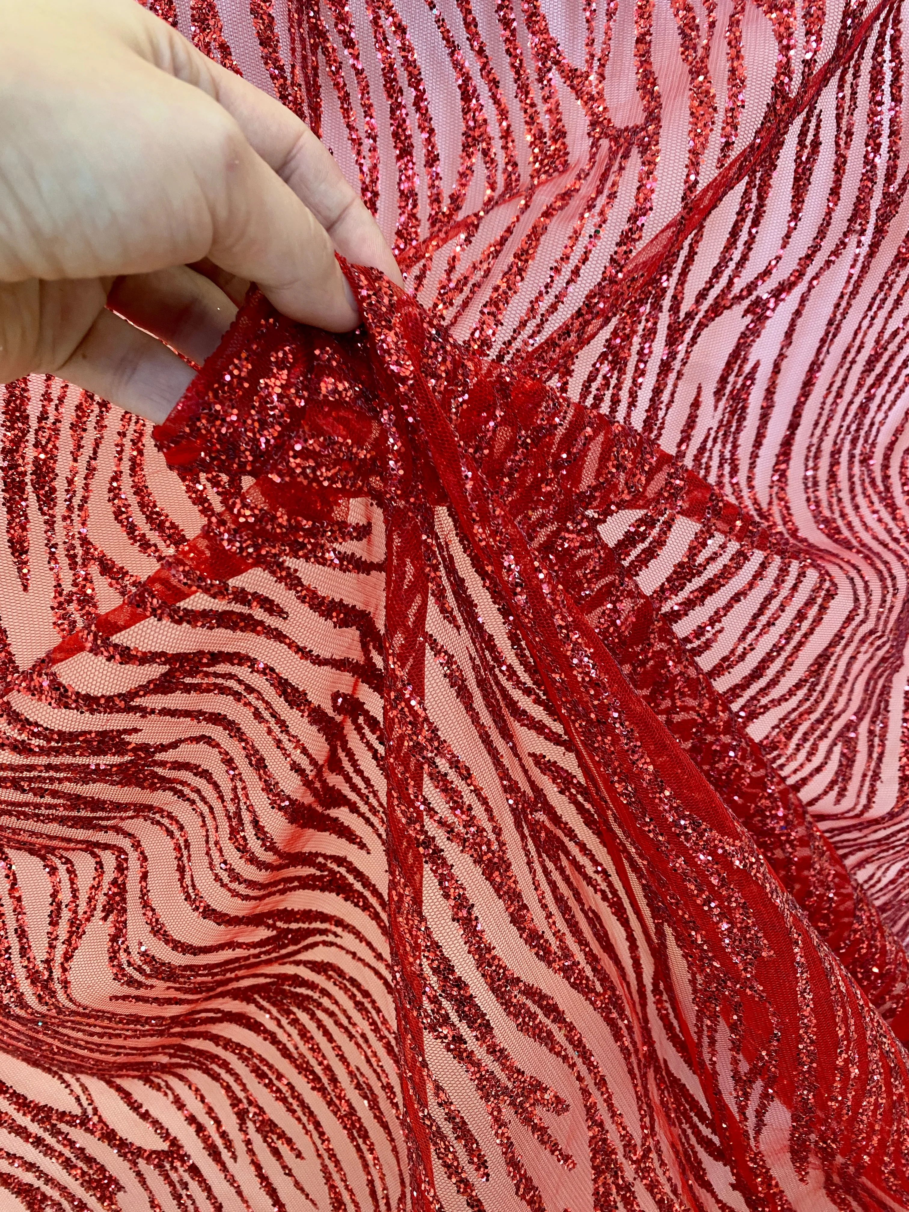 Red Glitter Wave Design Lace - Image 2